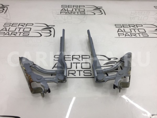 Петли капота Skoda Octavia A5 1.8 CDAB 2011 Skoda Octavia 