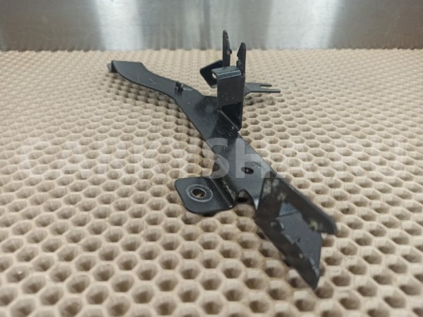 Кронштейн Opel Astra L48 Z16XER 1.6 2010 Opel Astra 