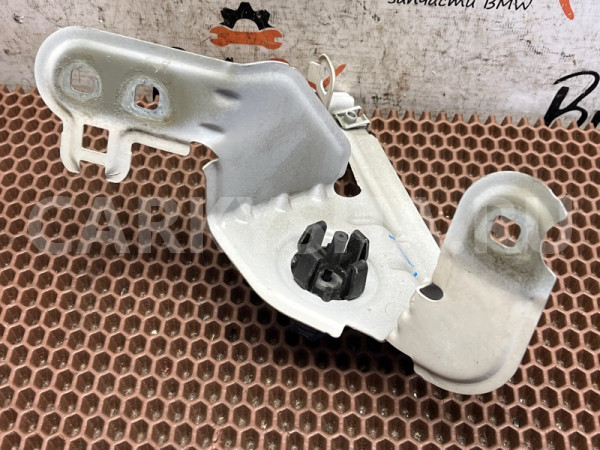 Кронштейны крыла BMW X3 оригинальный номер 41 35 7 267 325, 41 35 7 267 325, 41357267325, 7267325, 41 35 7 267 327, 41357267327, 7267327, 41 35 7 267 335, 41357267335, 7267335