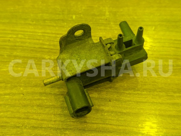 Вакуумный клапан Toyota Harrier 