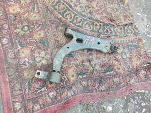 Рычаг передний правый Ford Fiesta Mk5 Ford Fiesta оригинальный номер 1436169