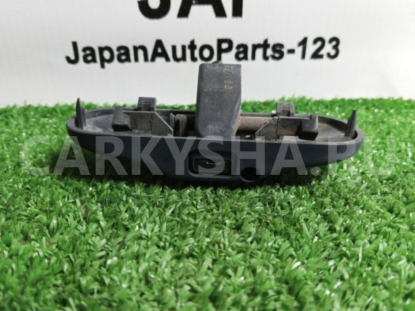 Форсунка омывателя Volkswagen Touran 2011 Volkswagen Touran 