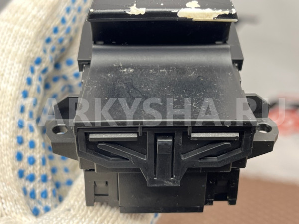 Кнопка ручника BMW X3 оригинальный номер 61 31 9 877 889, 61 31 9 877 889, 61319877889, 9877889, 61 31 6 822 518, 61316822518, 6822518, 61 31 9 385 029, 61319385029, 9385029, 61 31 9 355 233, 61319355233, 9355233, 61 31 9 217 594, 61319217594, 9217594, 61 31 9 350 899, 61319350899, 9350899, 61 3