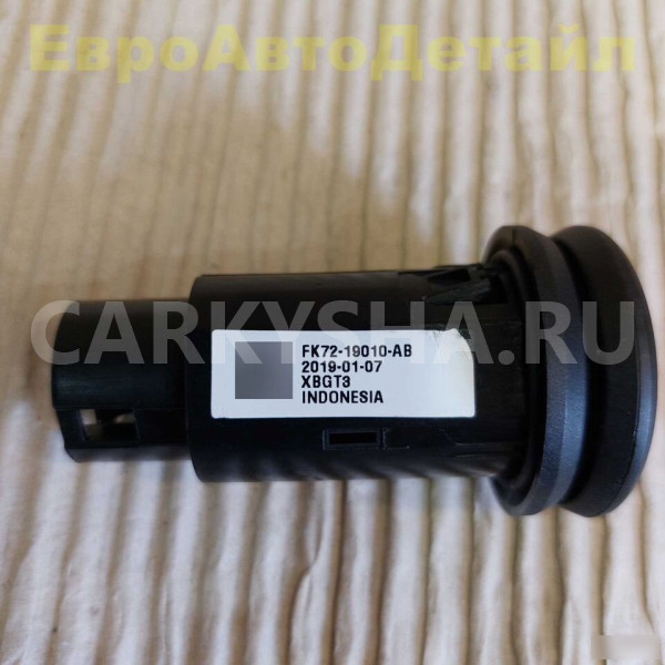 Гнездо USB Land Rover L405 L462 L494 L550 L560 Land Rover Range Rover оригинальный номер LR061523