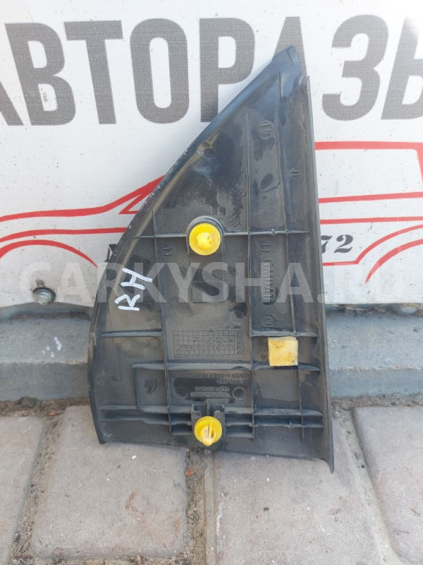 Накладка задней правой двери Chevrolet Aveo T250 Chevrolet Aveo оригинальный номер 96649643