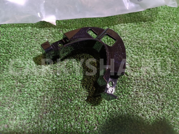 Кронштейн (сопут. товар) ВАЗ (Lada) Vesta оригинальный номер 8450042690