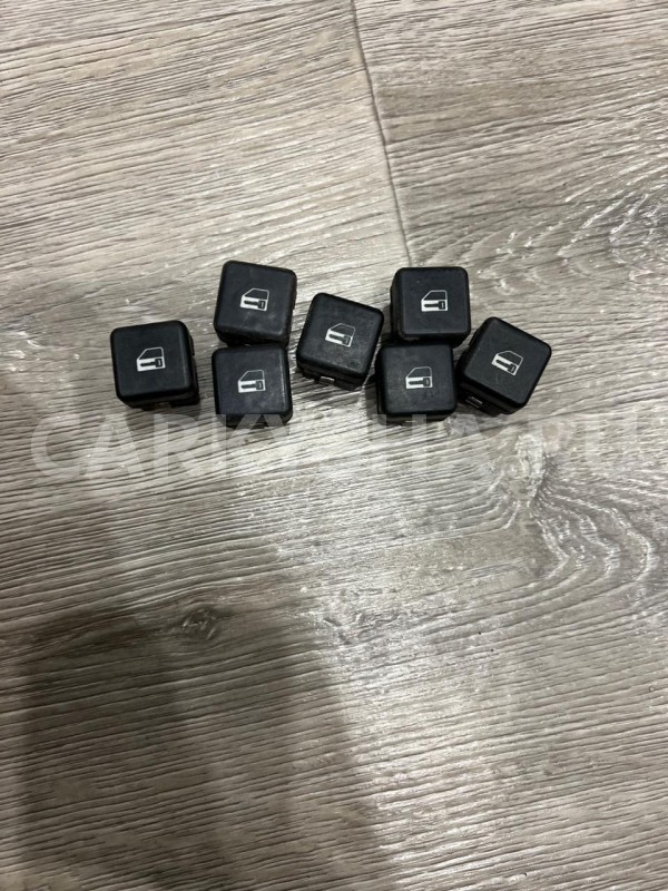 Кнопка центрального замка BMW 5 E39 BMW 5er 