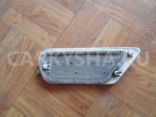 Решетка вентиляционная Toyota Land Cruiser 100 (1998—2002) Toyota Land Cruiser оригинальный номер 6290560050