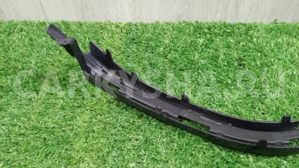 Кронштейн решетки радиатора левый Mazda Mazda 3 Mazda 3 