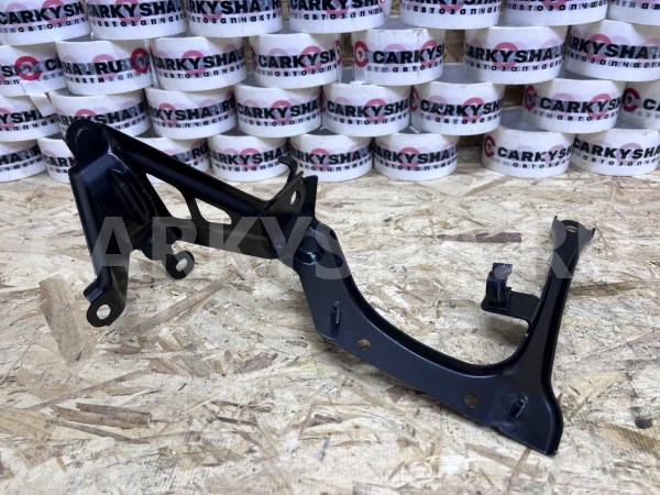 Кронштейн водяного насоса Lexus RX IV Рестайлинг  оригинальный номер G9031-48030