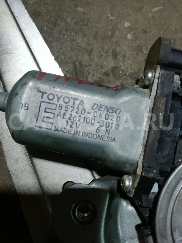 Стеклоподъемник Toyota Hilux VII рестайлинг (2011—2015) Toyota Hilux оригинальный номер 698030K010