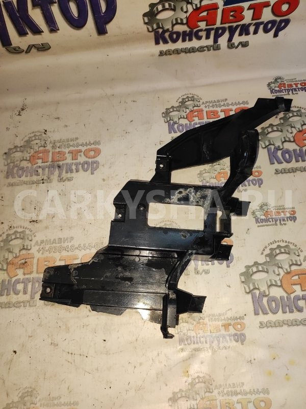 Кронштейн крепления фары BMW X5 