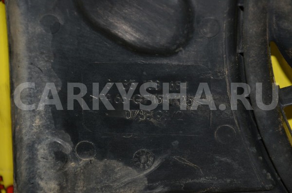 Диффузор радиатора Volvo S40 