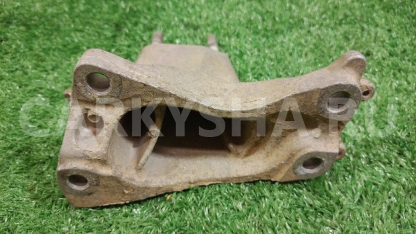 Кронштейн (крепление) КПП левый Honda Civic 2011 Honda Civic оригинальный номер 50655SNLZ80