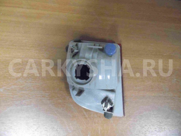 Фонарь задний в бампер Toyota Land Cruiser 200 (2007—2012) Toyota Land Cruiser 