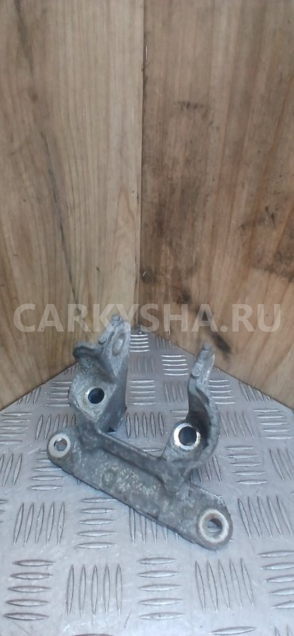 Кронштейн опоры двигателя Subaru Outback 