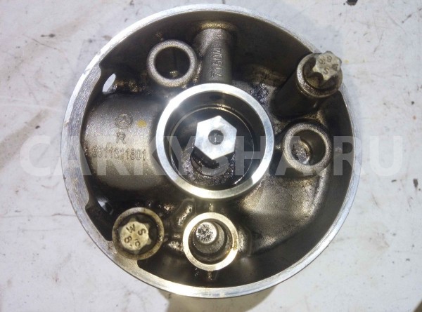 Насос масляный Mercedes-Benz E-класс W212/S212/C207/A207 рестайлинг (2013—2016) Mercedes-Benz E-klasse оригинальный номер a6511811801