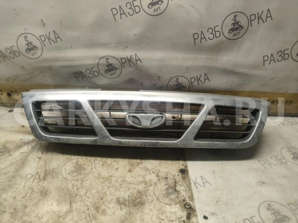 Решетка радиатора Daewoo Nexia I (1995—2008) Daewoo Nexia 