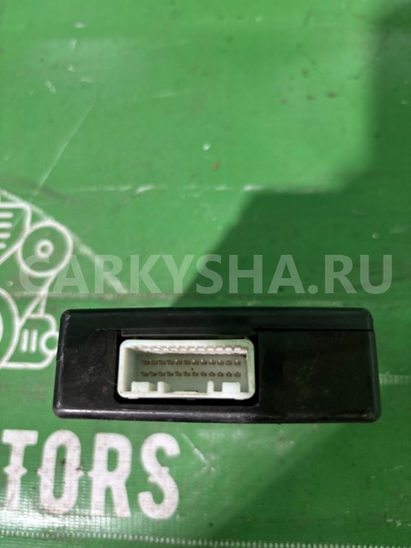 Блок управления парктроников Citroen C-Crosser 2007-2012 8638A026 Citroen C-Crosser 