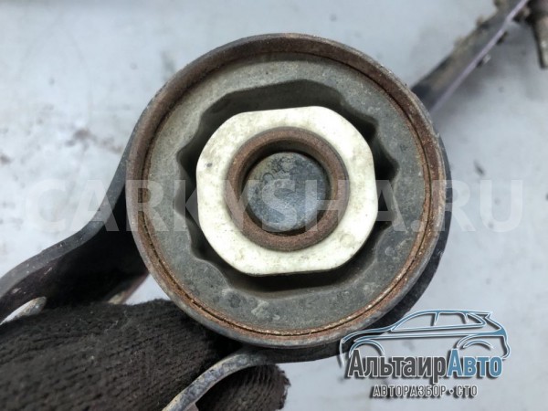 Рычаг передний левый Ford Focus 2 2005-2008 Ford Focus оригинальный номер 1362651