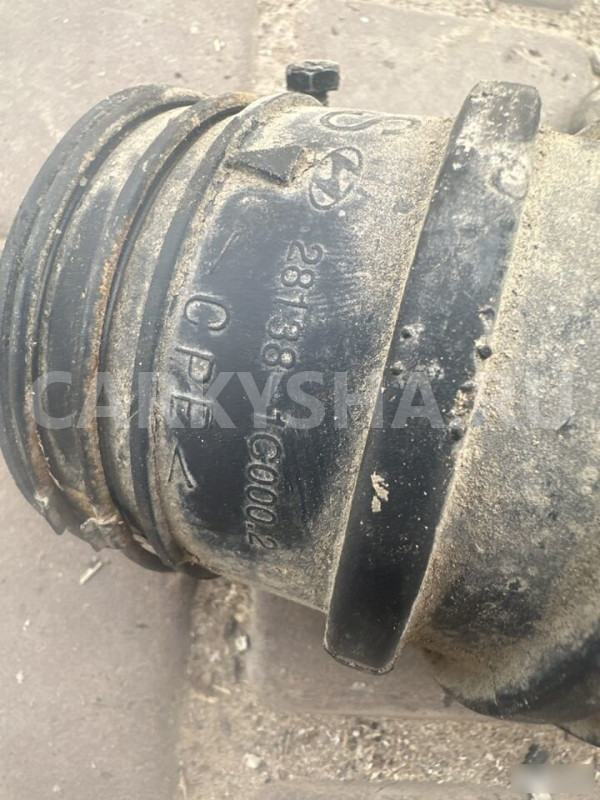Патрубок воздушного фильтра Hyundai Getz Hyundai Getz оригинальный номер 281381C000