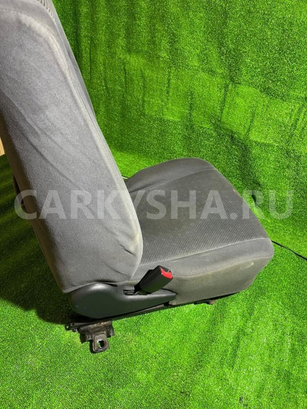 Сиденье переднее левое Mitsubishi Lancer 