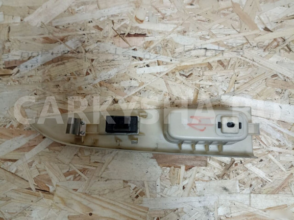 Кнопка стеклоподъемника правая Lifan Solano 620 Lifan Solano оригинальный номер B3746310A2