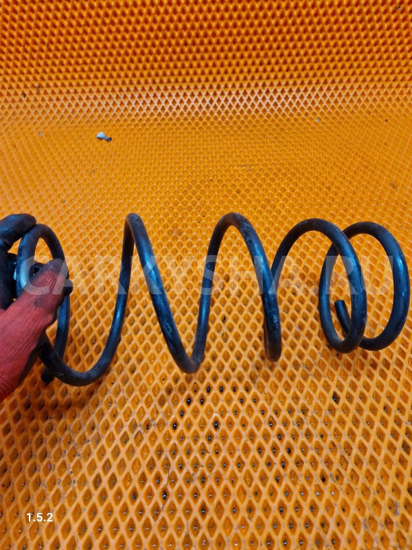 Пружина передняя Toyota vitz ncp10 Toyota Vitz 