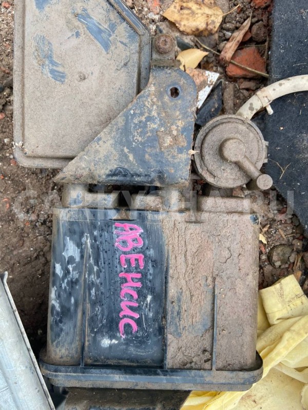 Абсорбер (фильтр угольный) Toyota Avensis T220 рестайлинг (2000—2003) Toyota Avensis оригинальный номер 7774002090