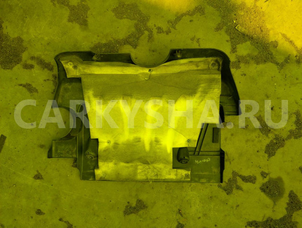 Декоративная крышка двс Suzuki Landy оригинальный номер 13170-50Z01