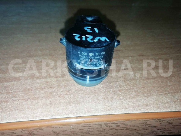Датчик парковки Mercedes E W212 Mercedes-Benz E-klasse оригинальный номер a0009059300