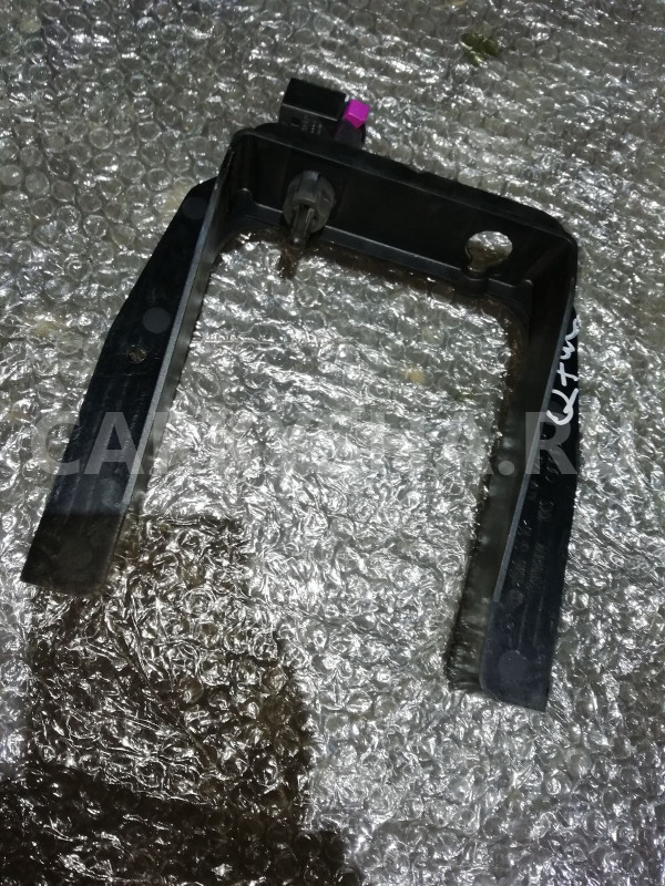 Выключатель концевой Audi Q7 4L (2005—2009) Audi 200 оригинальный номер 4F0945459