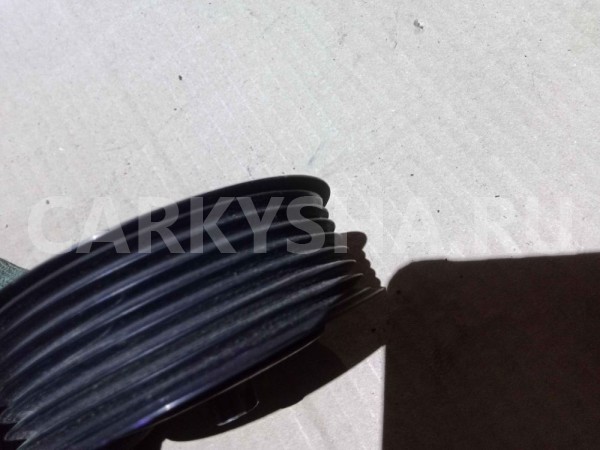 Обводной ролик Mercedes-Benz M-класс W166 (2011—2015) Mercedes-Benz M-klasse оригинальный номер A6422002070