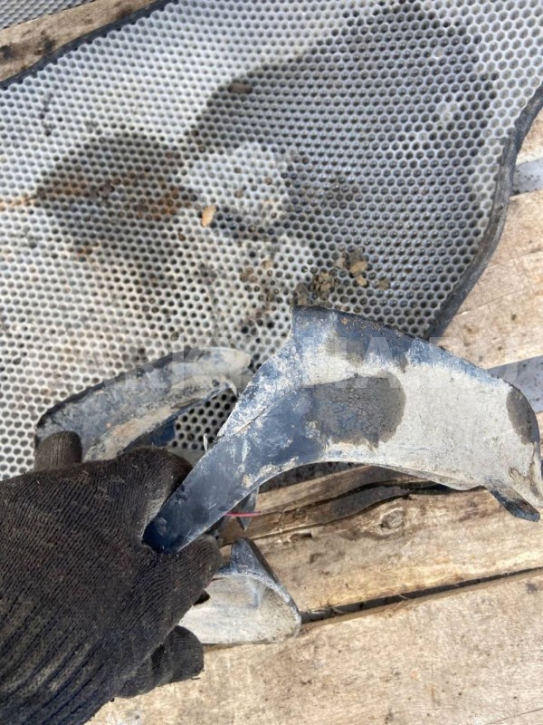 брызговики комплект Chevrolet Aveo I рестайлинг (2006—2012) Chevrolet Aveo оригинальный номер T250