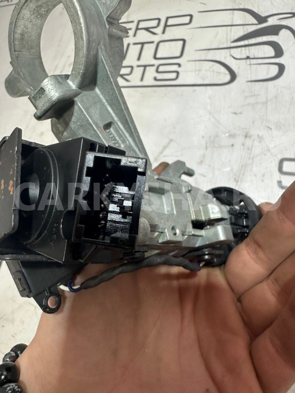 Замок зажигания Opel Insignia G09 A18XER 2009 Opel Insignia 