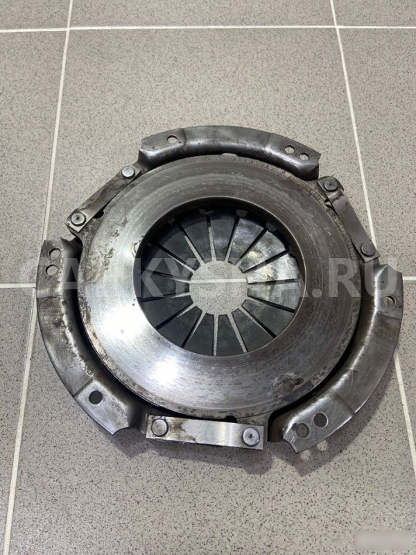 Корзина сцепления Toyota Carina II 1992 г Toyota Carina оригинальный номер 32121