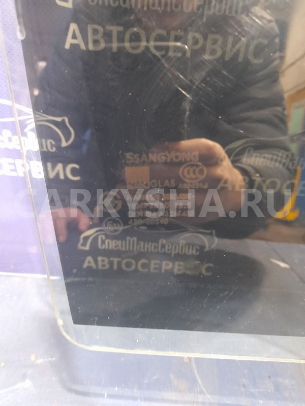 Стекло заднее правое SsangYong Actyon Sport Ssang Yong Actyon оригинальный номер 7338632000
