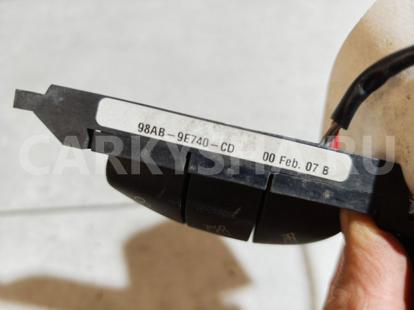 Кнопки руля Ford Focus оригинальный номер 98AB9E740CD