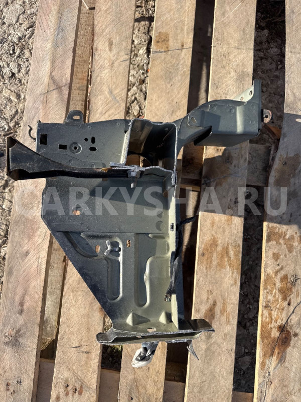 Лонжерон правый  Citroen C5 Peugeot 508 2011 Peugeot 508 оригинальный номер 9686952080