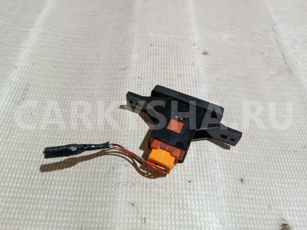 Кнопка аварийной сигнализации Suzuki Grand Vitara 