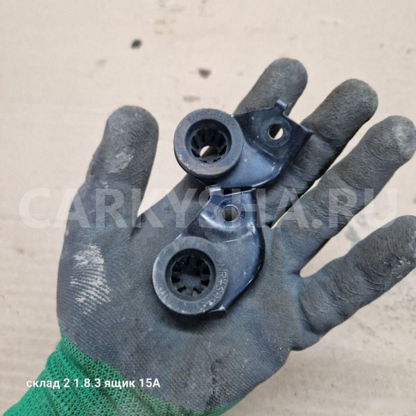 Кронштейн радиатора Nissan Serena, c25 mr20de Nissan Serena 