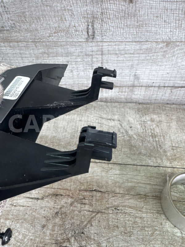 Кнопки руля левые  Land Rover Freelander 2, круиз Land Rover Freelander оригинальный номер 5h2214k147eb