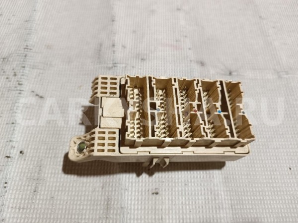 Блок предохранителей салонный Mitsubishi Galant 