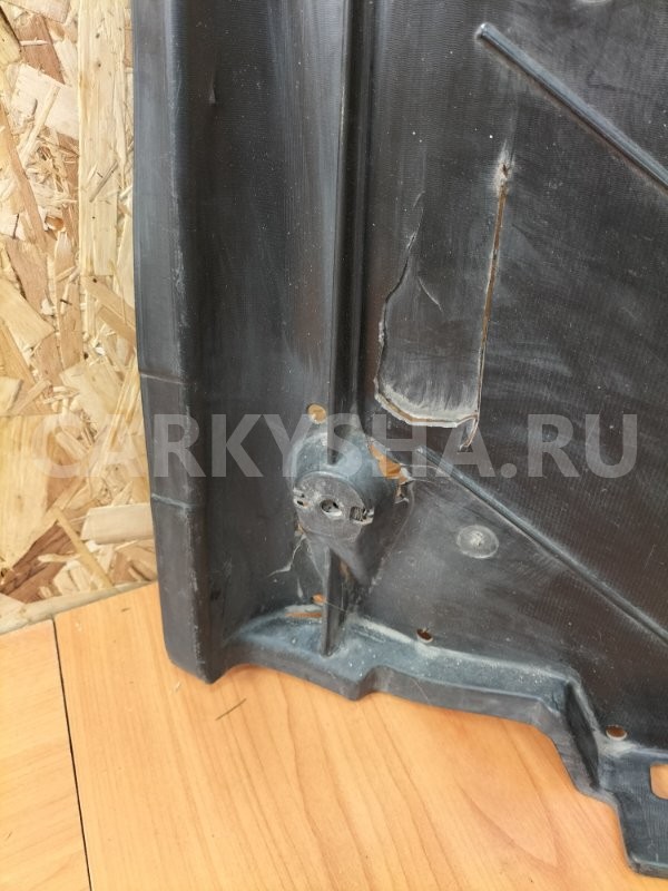 Защита днища кузова левая Volkswagen Polo MK5 CGGB Volkswagen Polo оригинальный номер 6Q0825201H