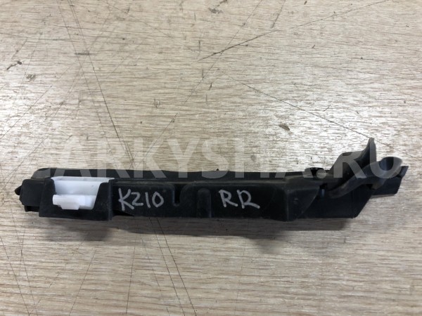 Уплотнитель задней правой двери Toyota Corolla XII (E210) – седан оригинальный номер 67843-02030