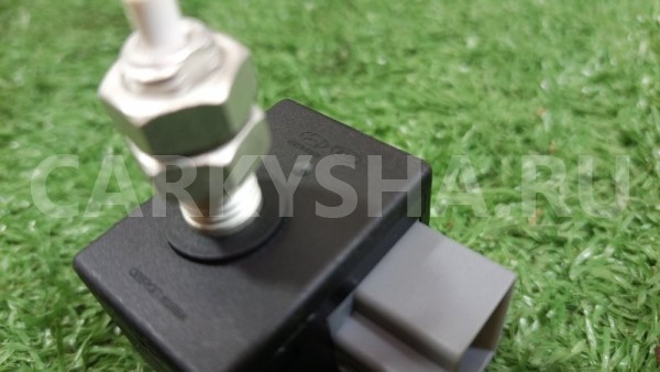 Датчик включения стоп-сигнала Kia Soul 2011 Kia Soul оригинальный номер 938104DR0AQQK