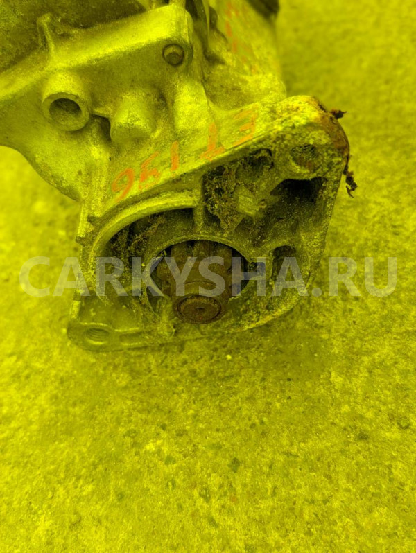 Стартер Toyota Caldina оригинальный номер 28100-11100
