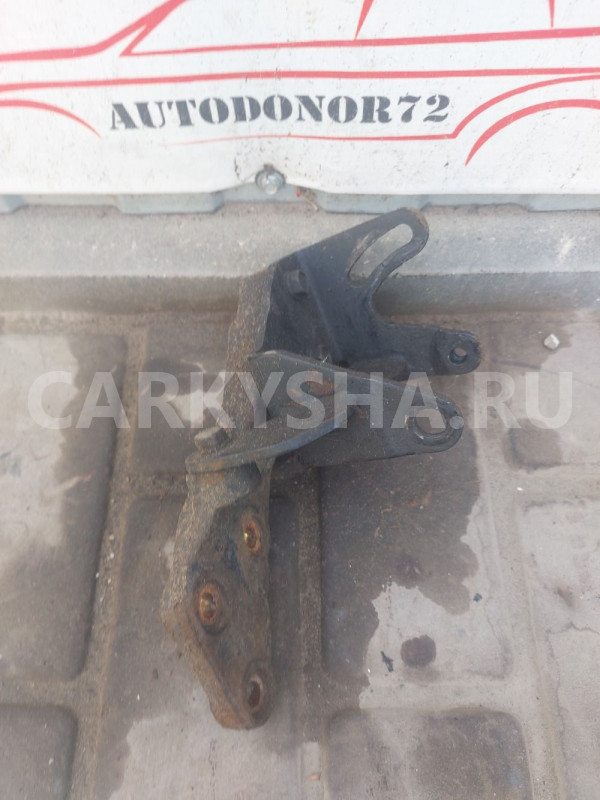 Кронштейн насоса гур Hyundai Getz Hyundai Getz оригинальный номер 5722425010
