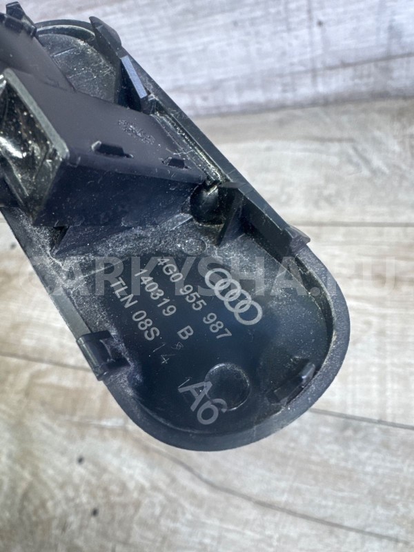 Форсунка омывателя стекла левая AUDI A6 c7 Audi A6 оригинальный номер 4g0955987