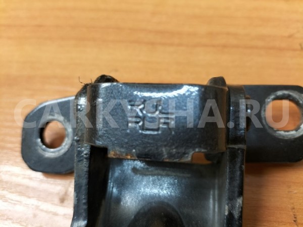 Петля двери нижняя задняя правая Hyundai Sonata EF Hyundai Sonata оригинальный номер 794403C000